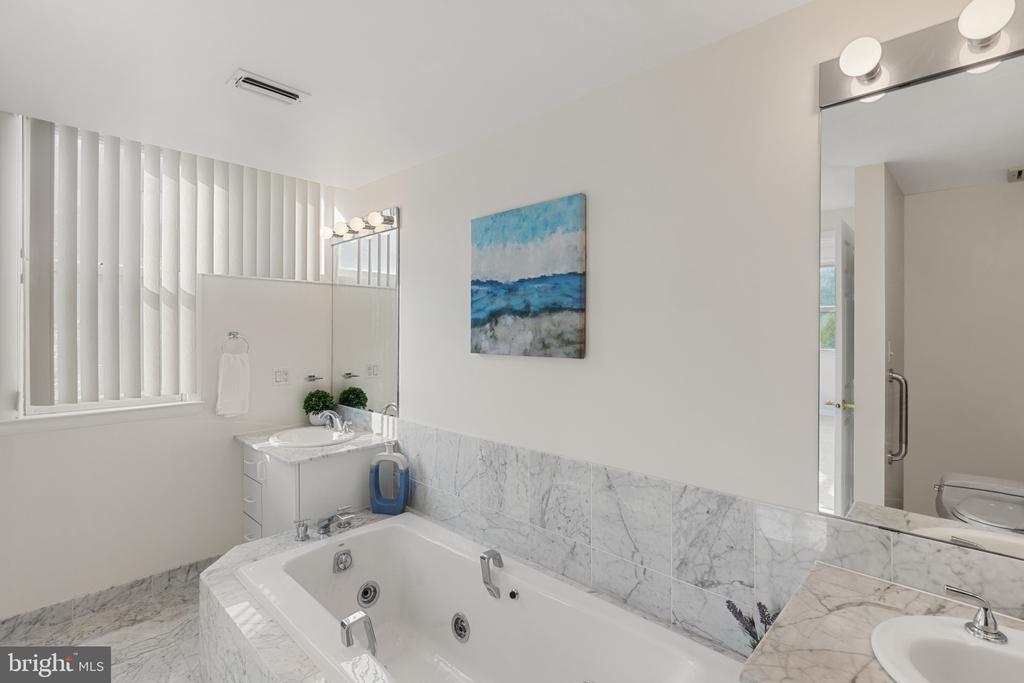 930 Astern Way #209