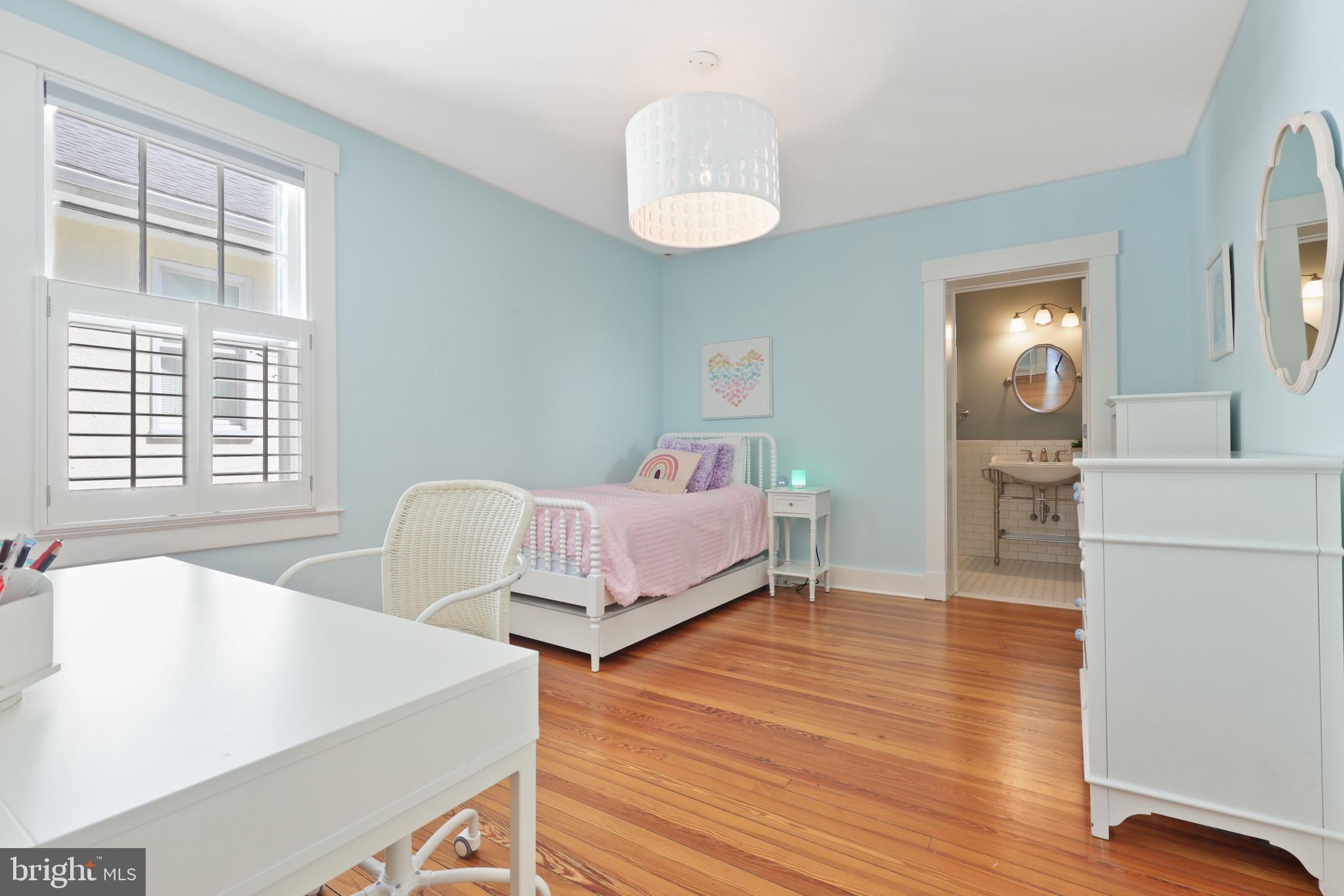 35 Southgate Ave