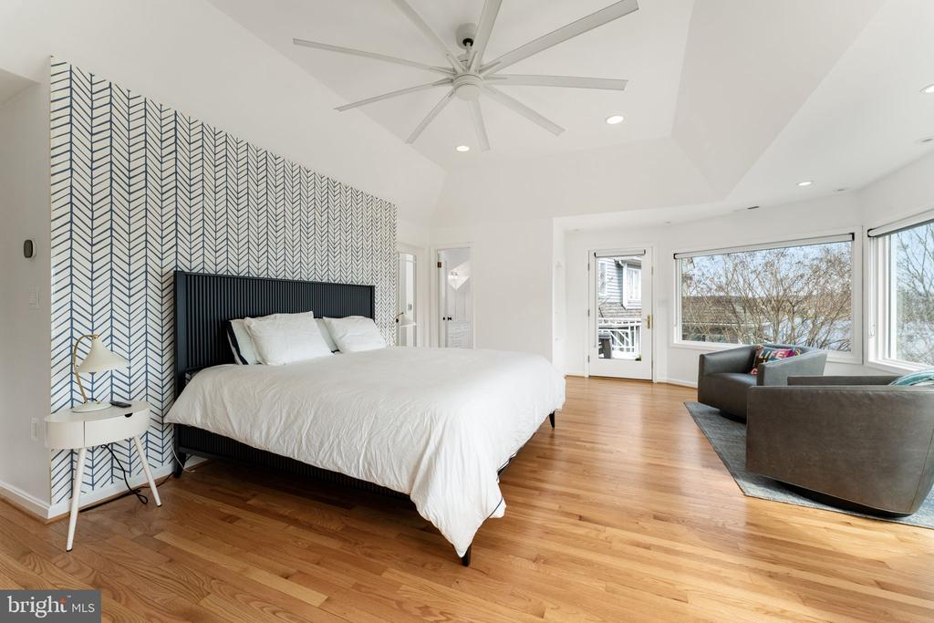 351 Sherwood Trl