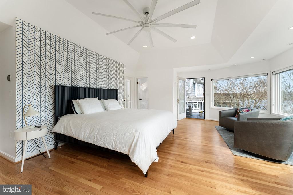 351 Sherwood Trl