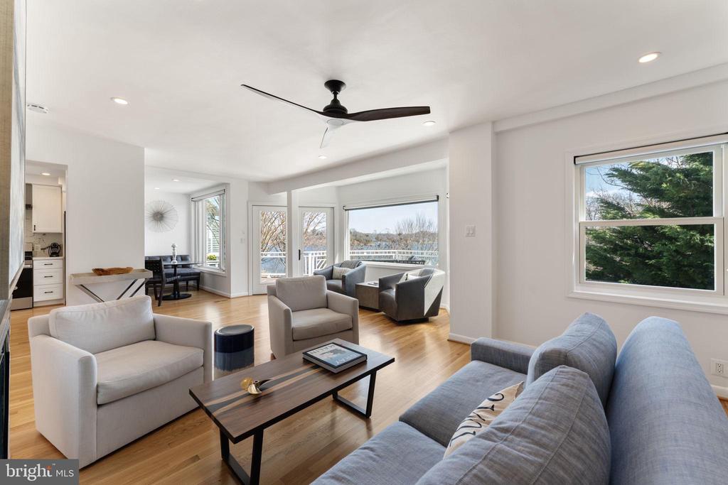 351 Sherwood Trl