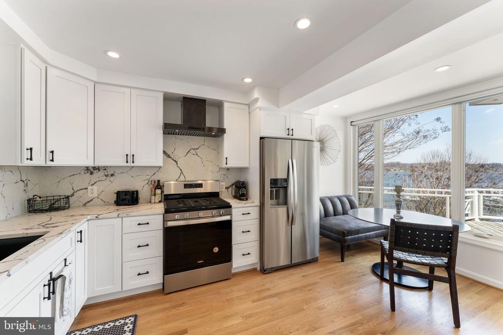 351 Sherwood Trl
