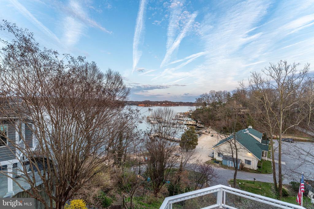 351 Sherwood Trl