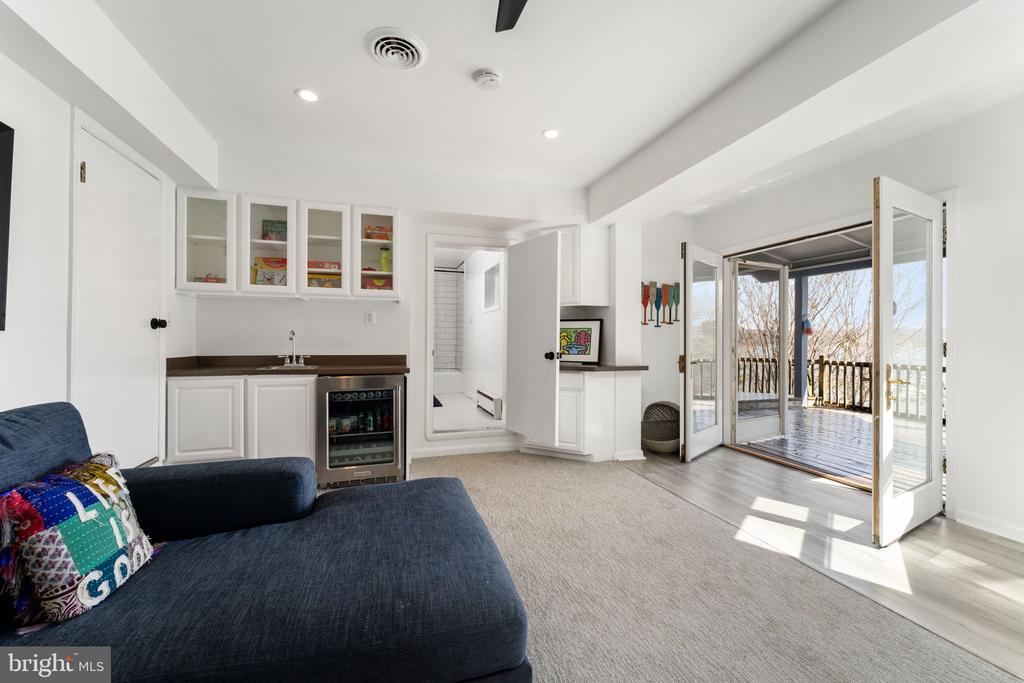 351 Sherwood Trl