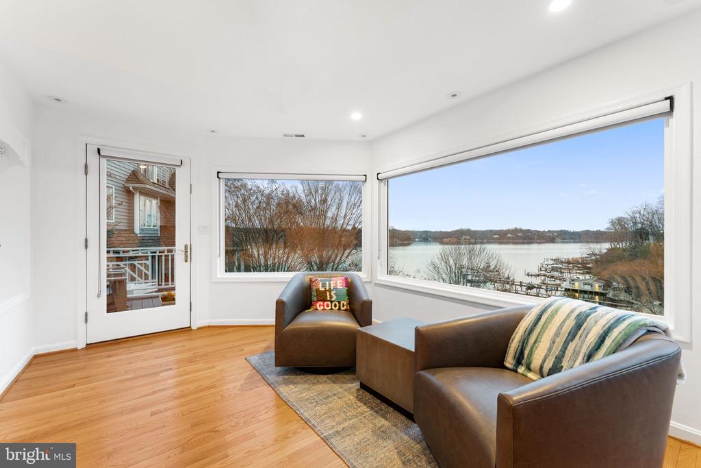 351 Sherwood Trl