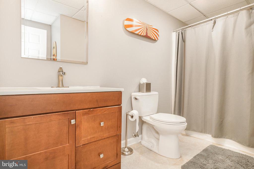 2803 Clove Ln