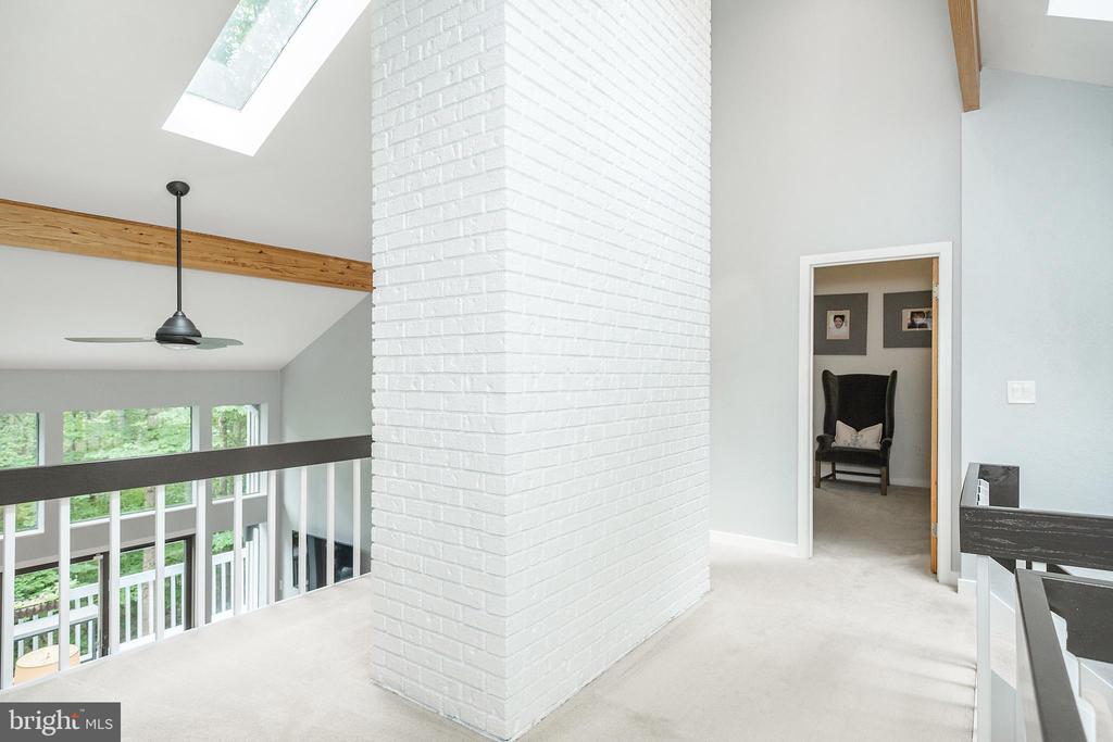 2803 Clove Ln