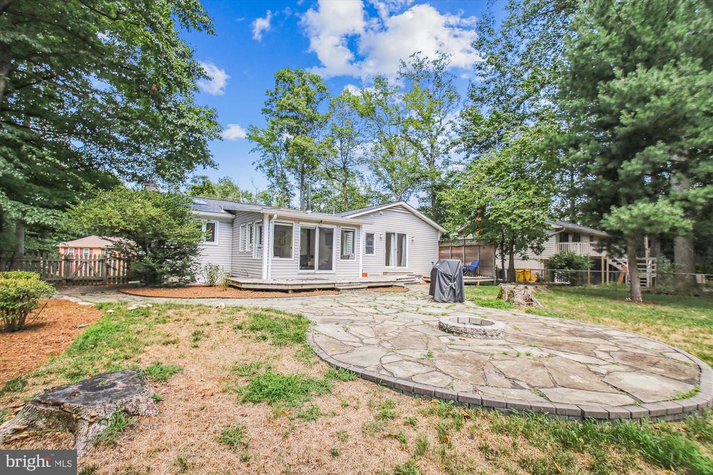 1015 Old Bay Ridge Rd