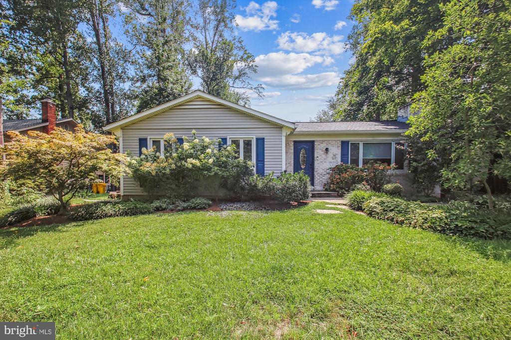 1015 Old Bay Ridge Rd