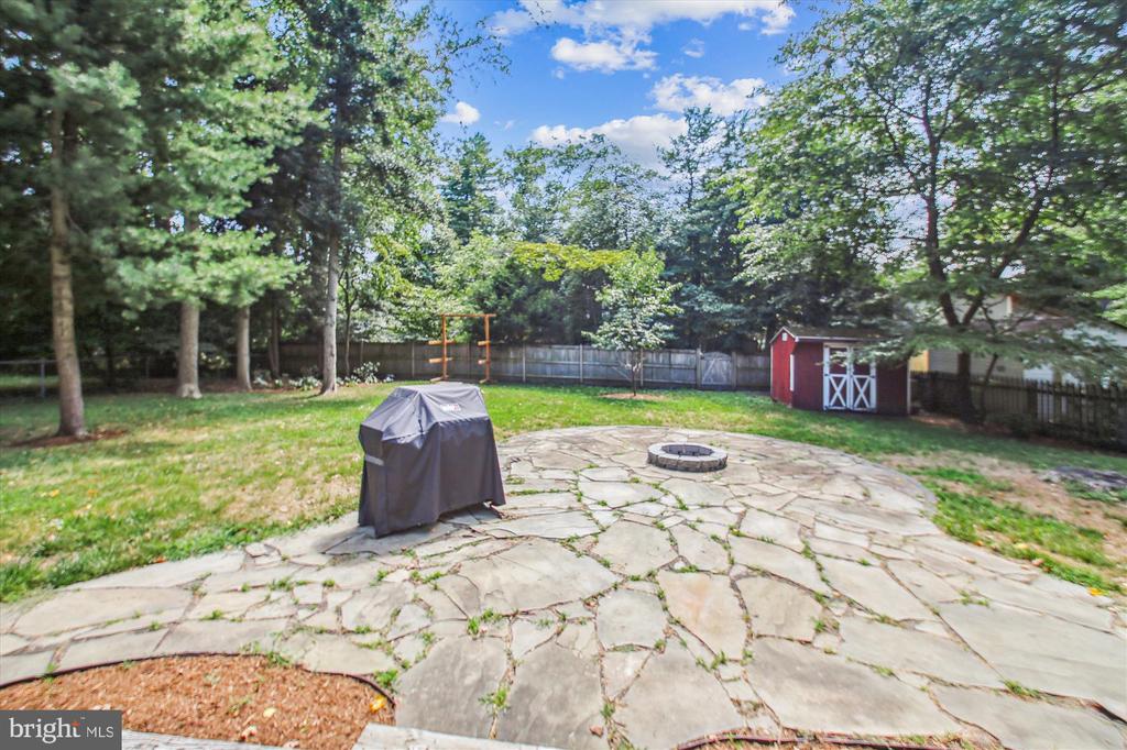 1015 Old Bay Ridge Rd