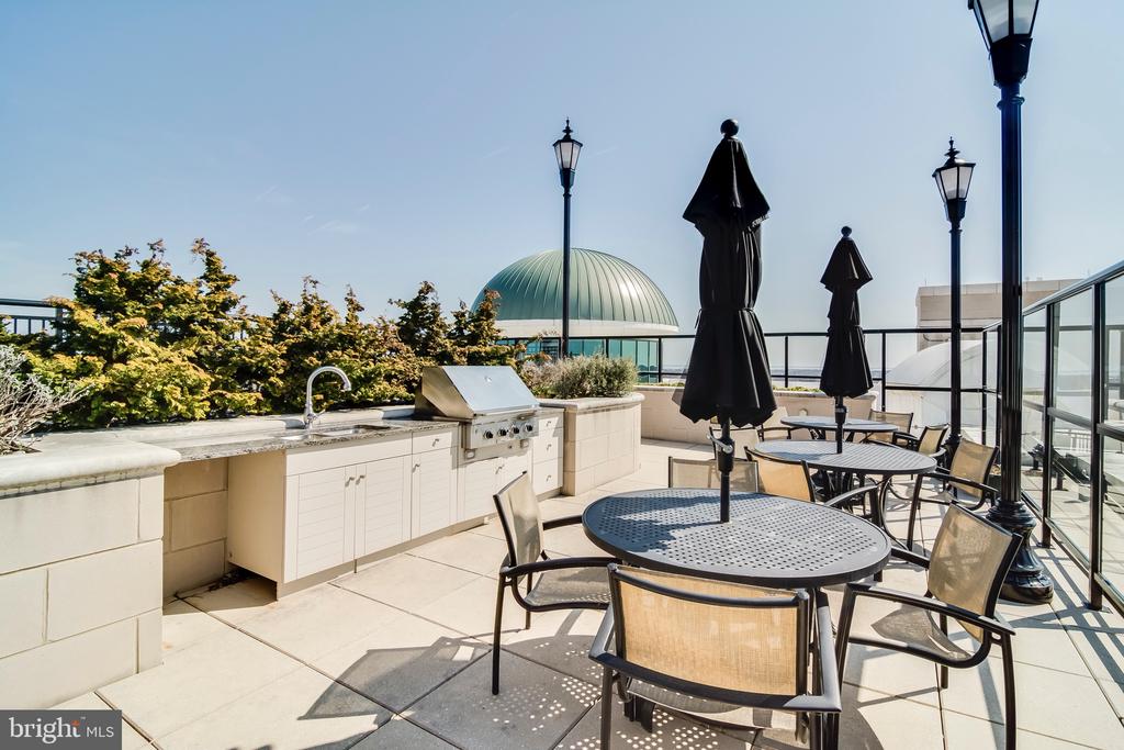 1915 Towne Centre Blvd #1005