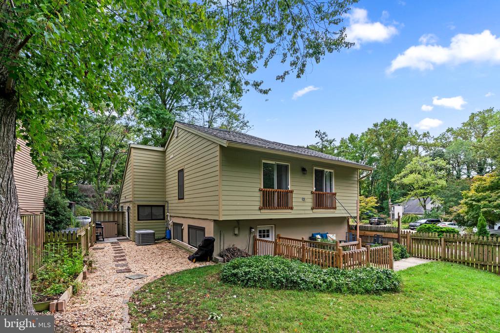 1814 Glade Ct
