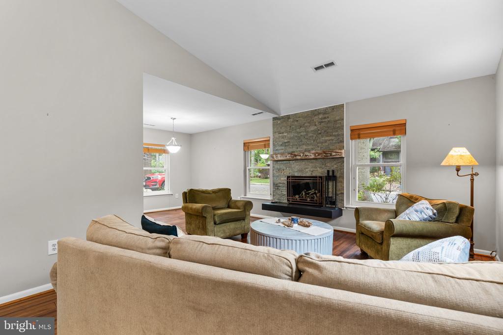 1814 Glade Ct