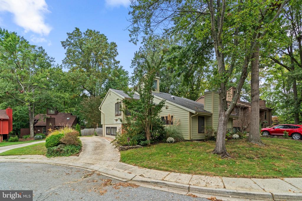 1814 Glade Ct