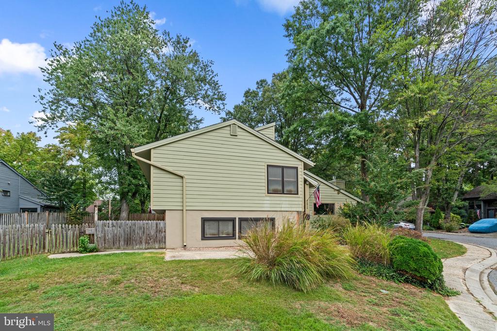 1814 Glade Ct