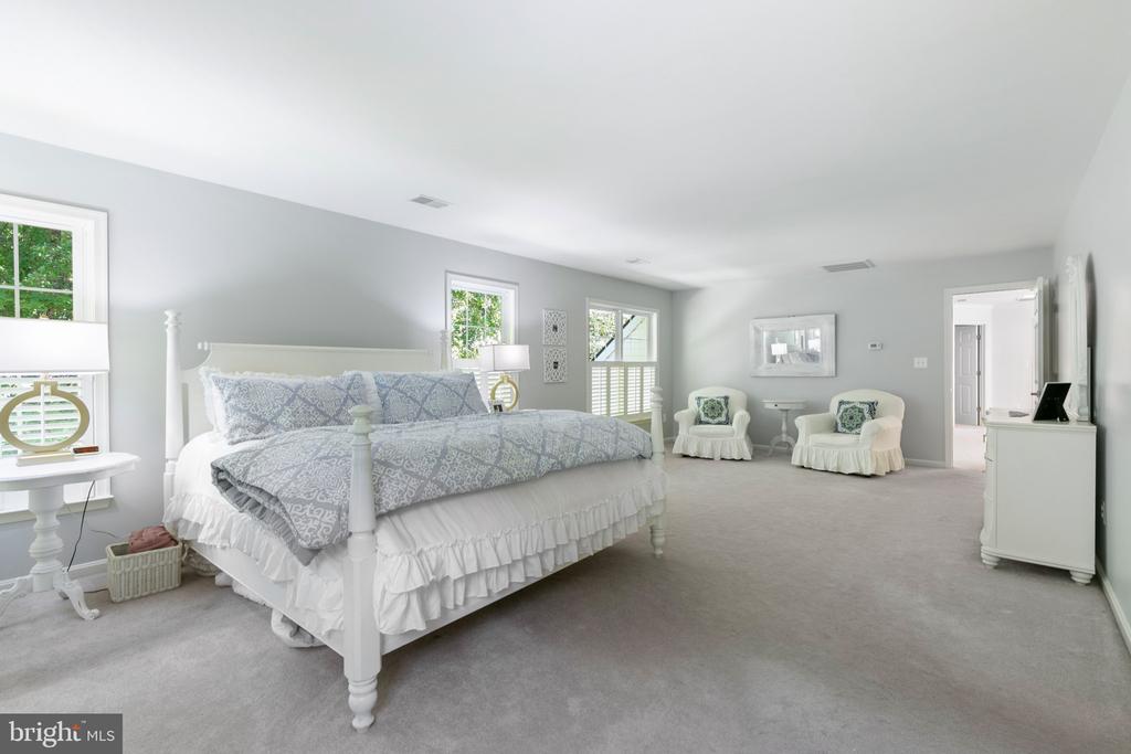 601 Candy Ct