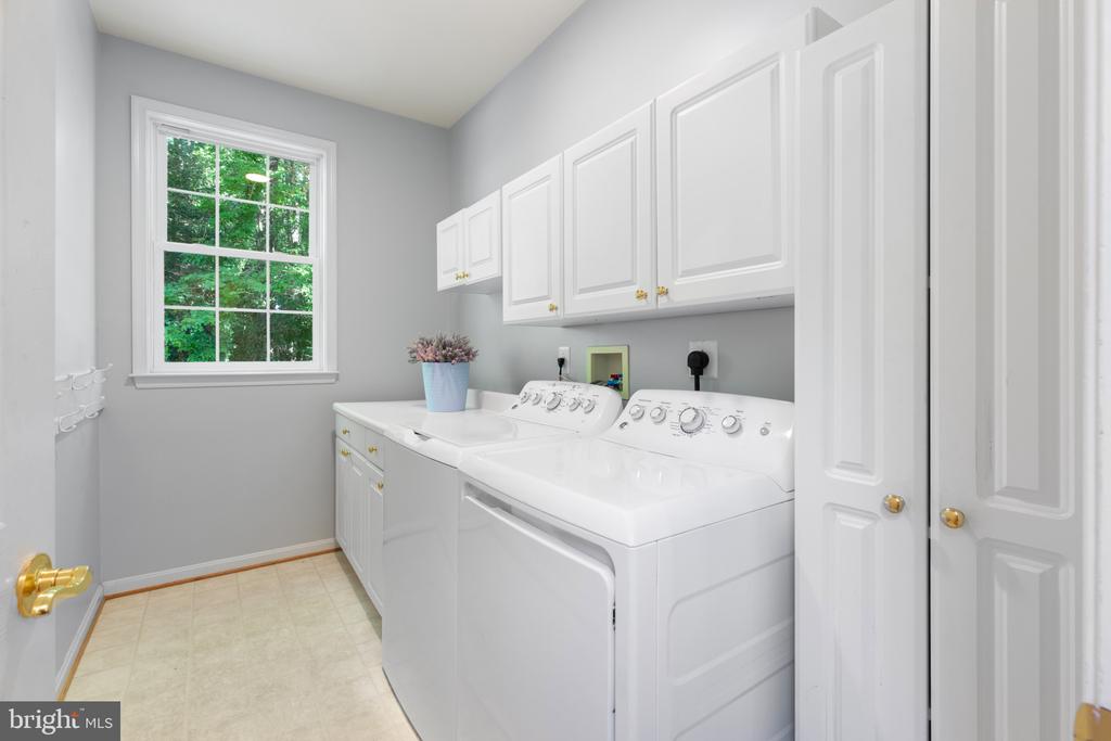 601 Candy Ct