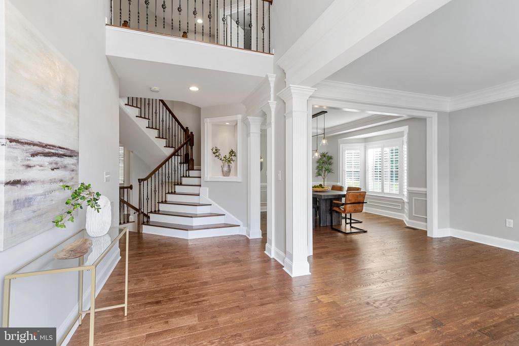 619 Samantha Ct