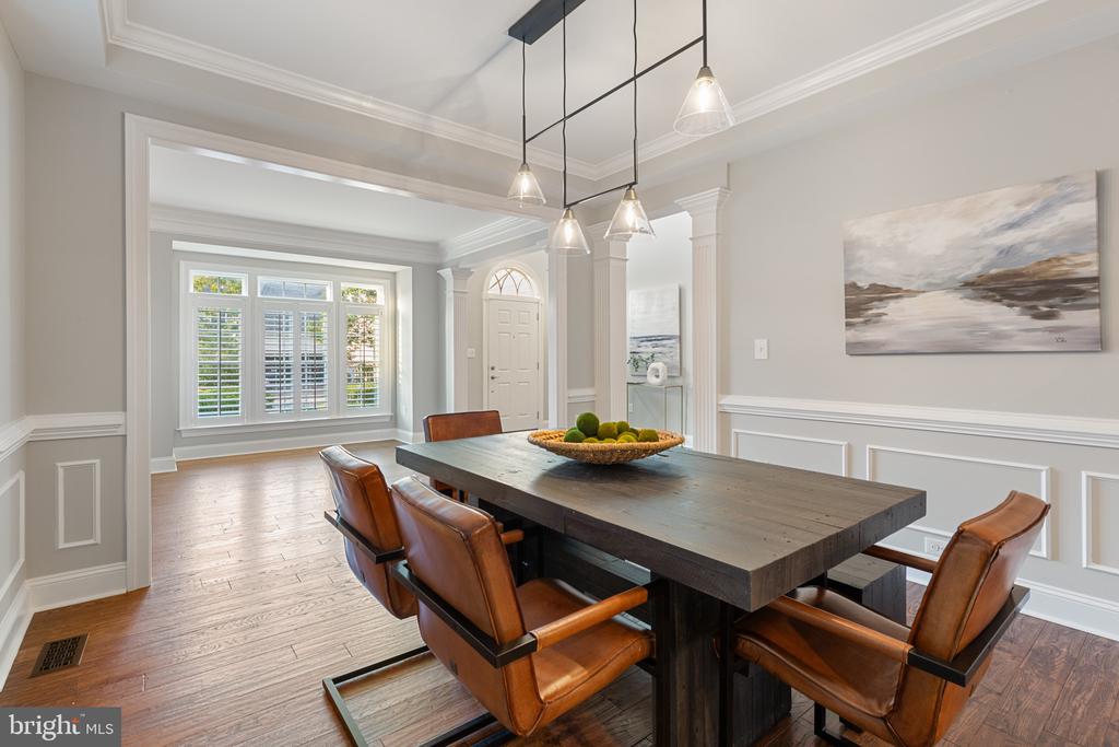 619 Samantha Ct