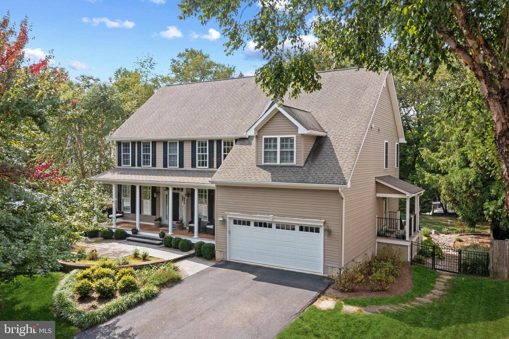 606 Candy Ct