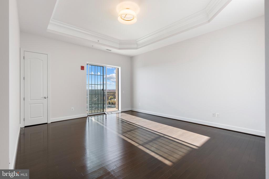 1915 Towne Centre Blvd #1214