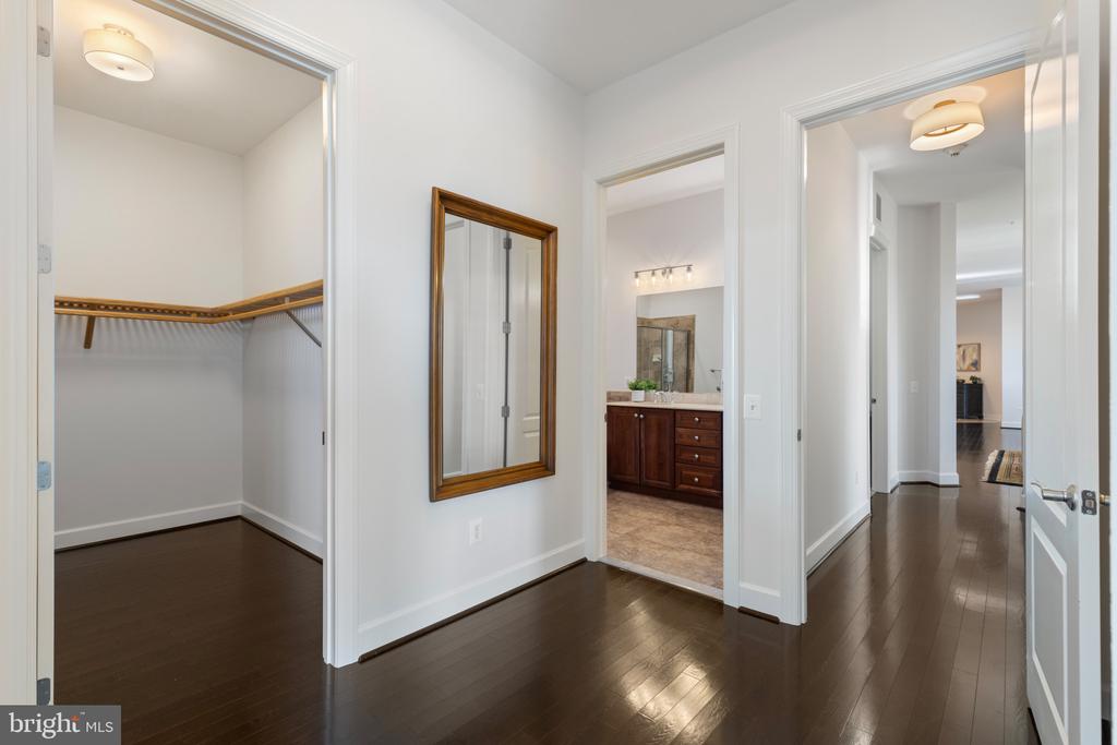 1915 Towne Centre Blvd #1214