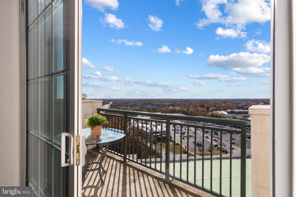1915 Towne Centre Blvd #1214