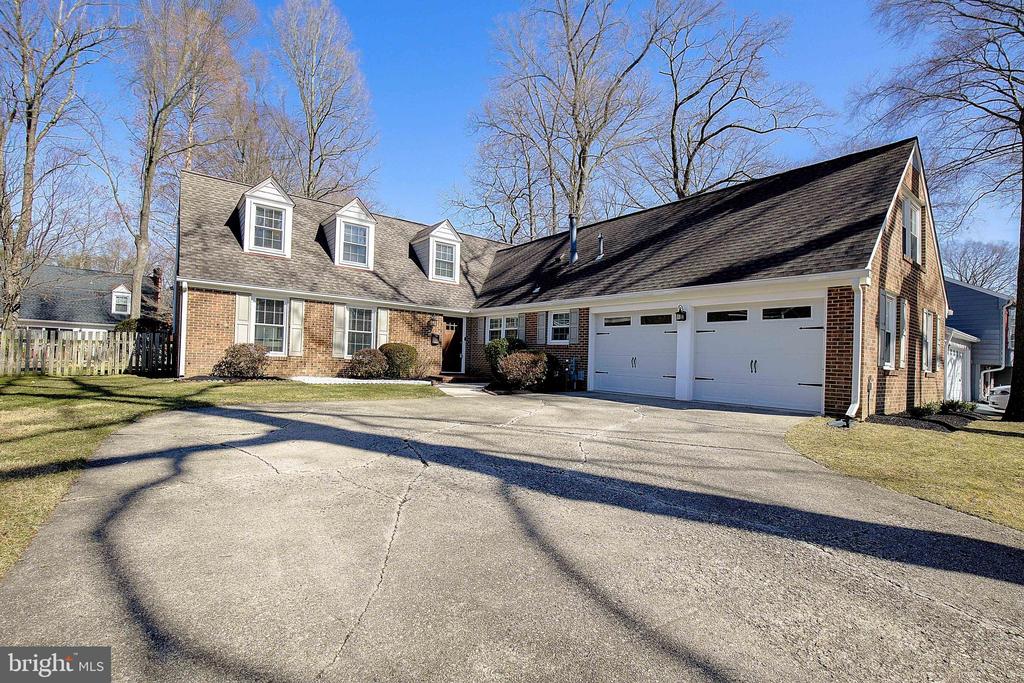 1538 Crofton Pkwy