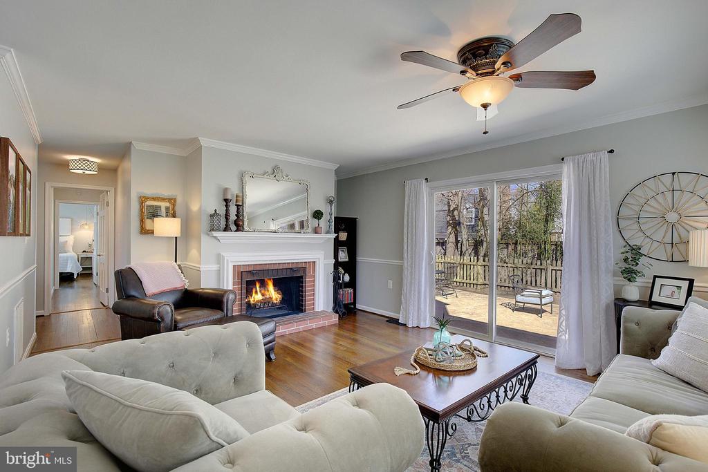 1538 Crofton Pkwy