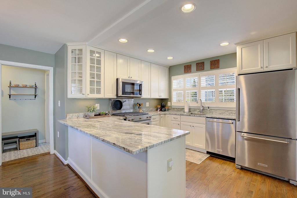 1538 Crofton Pkwy