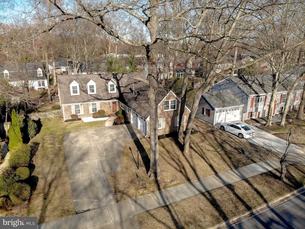 1538 Crofton Pkwy