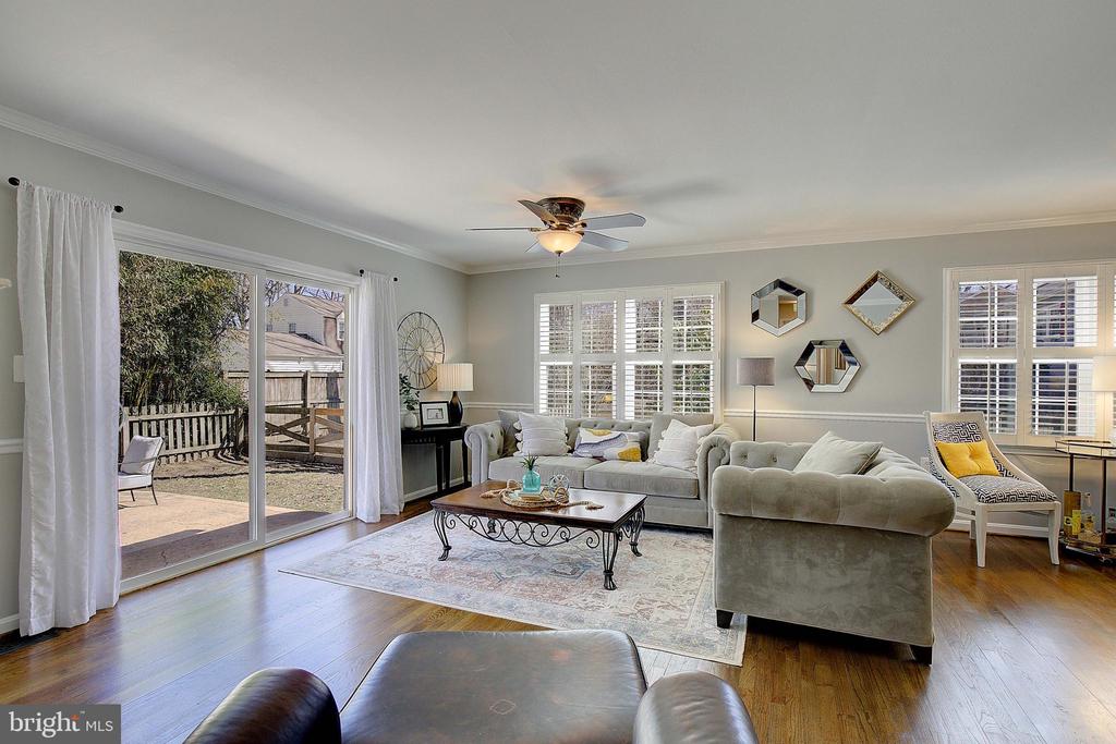 1538 Crofton Pkwy