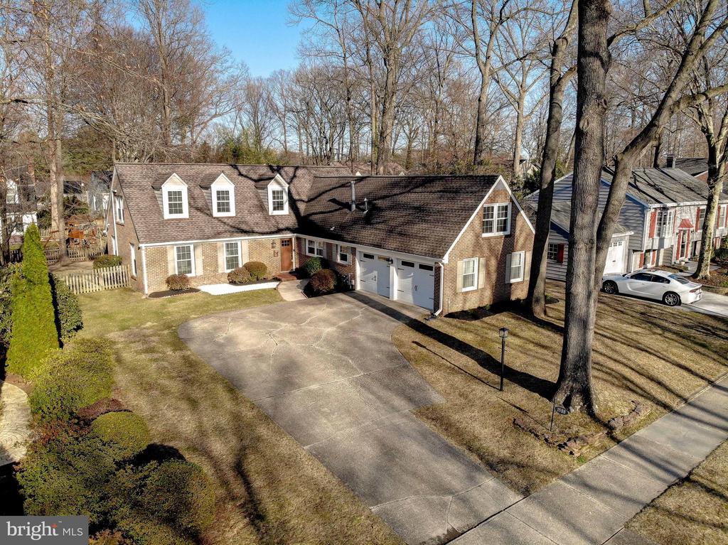 1538 Crofton Pkwy