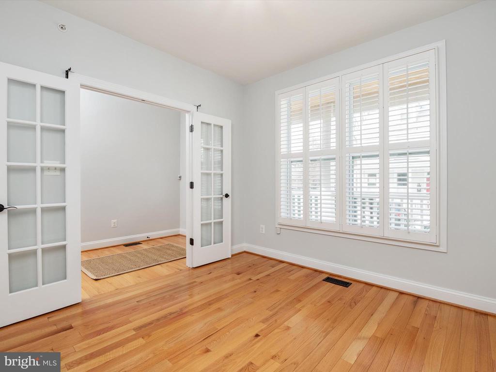 423 Third St