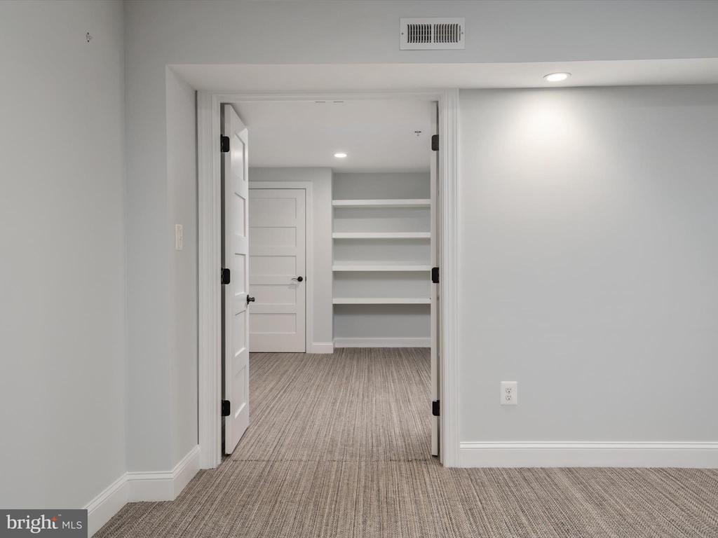 423 Third St