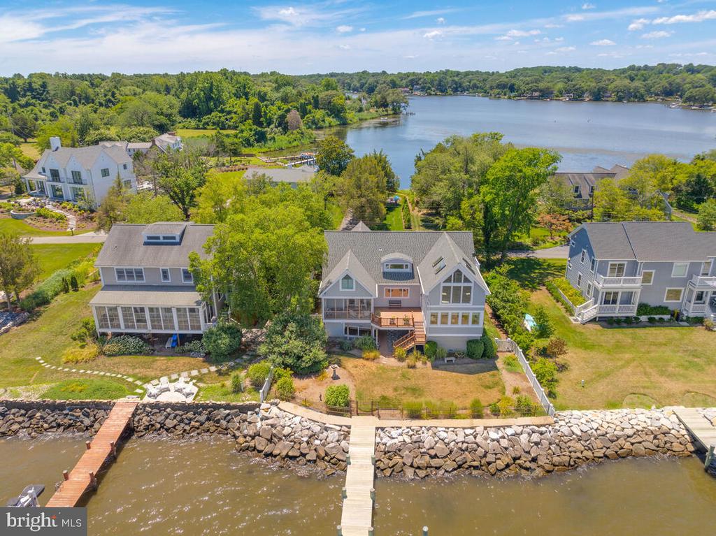 1319 Bay Head Rd