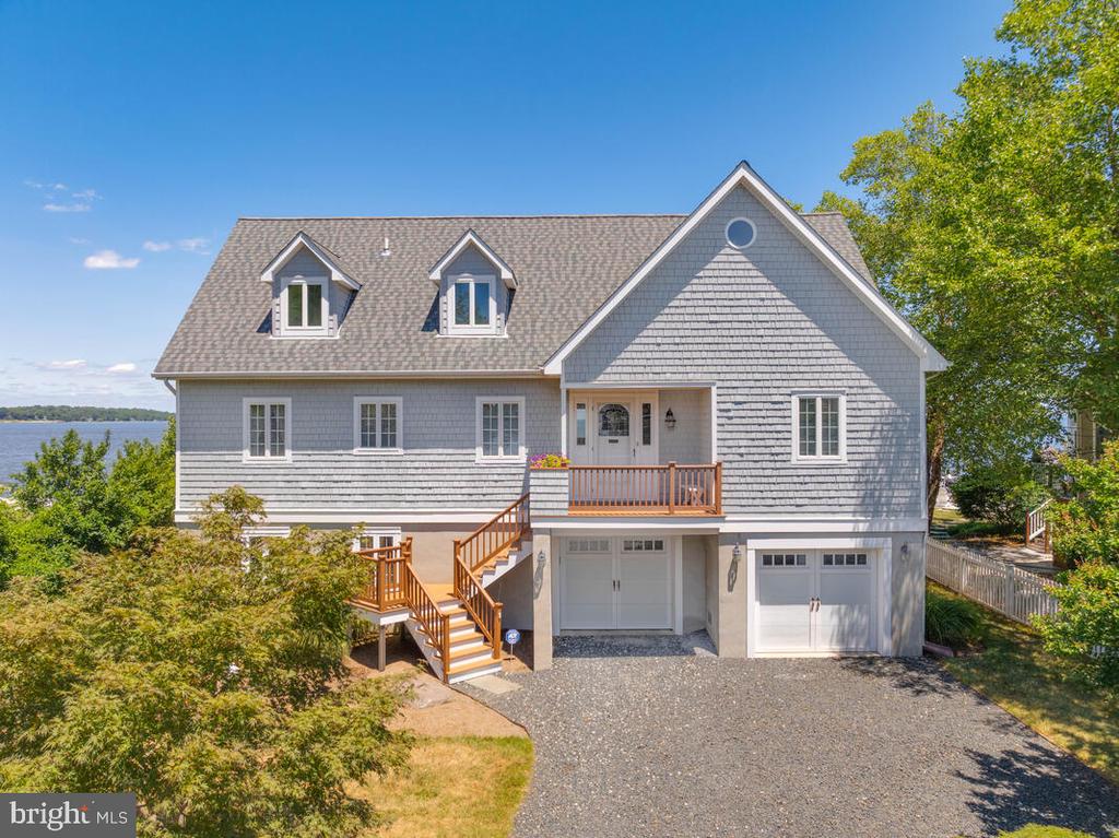 1319 Bay Head Rd