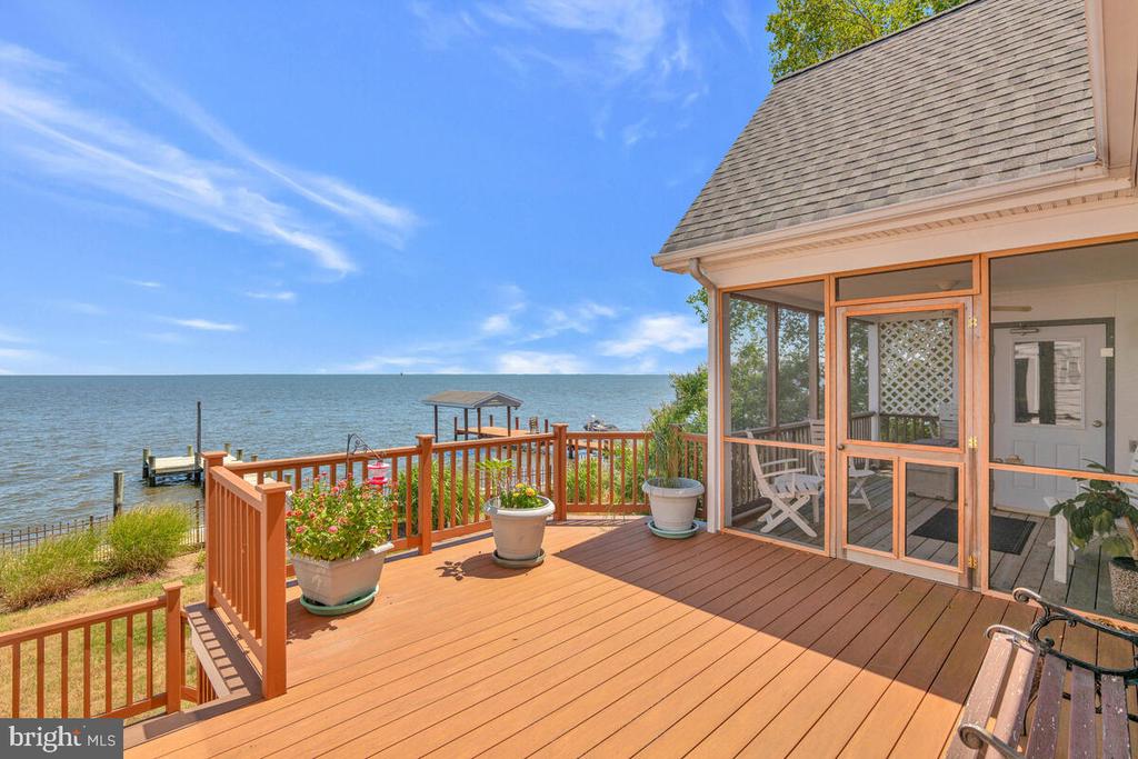 1319 Bay Head Rd