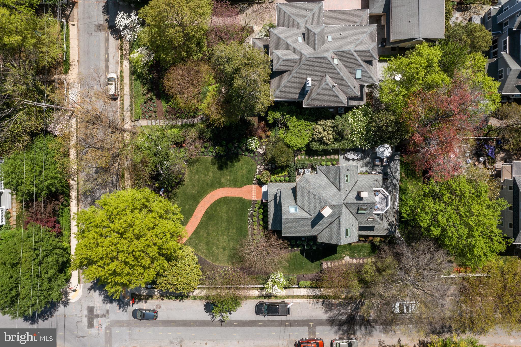 21 Southgate Ave