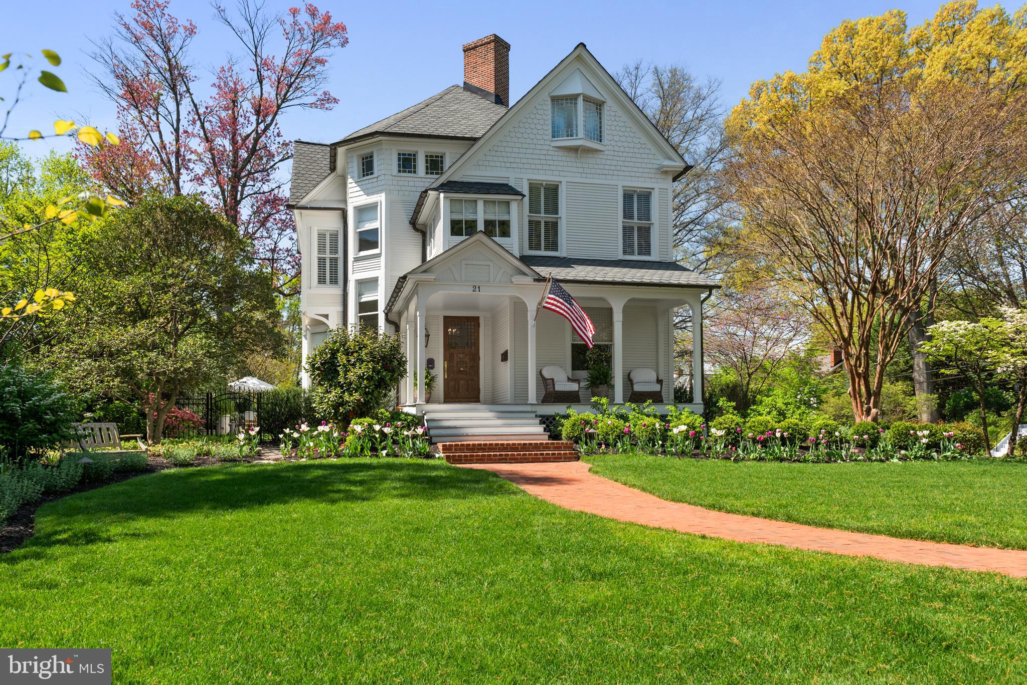 21 Southgate Ave