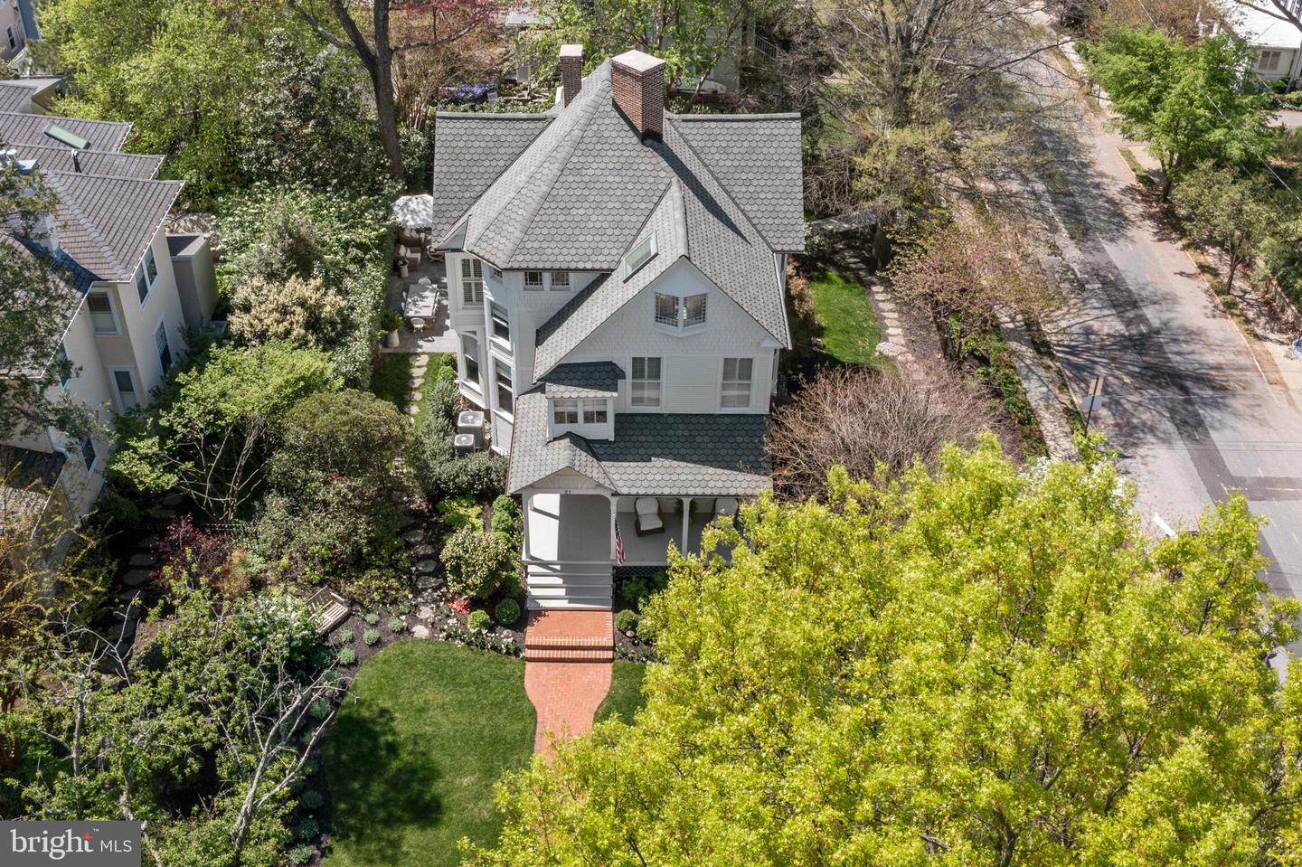 21 Southgate Ave