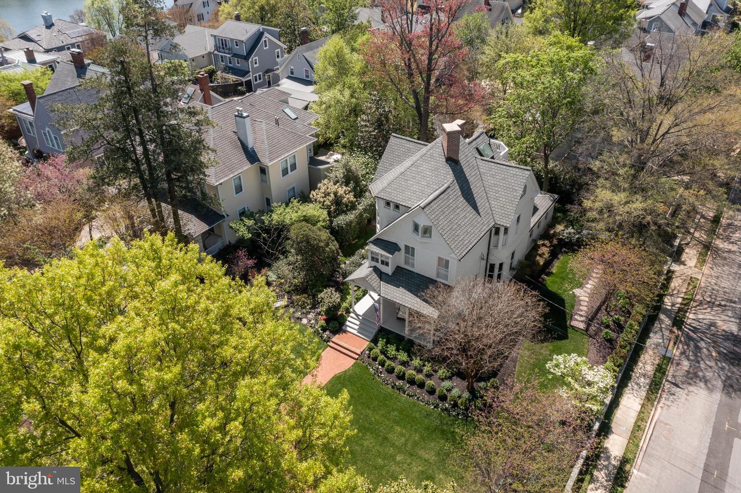 21 Southgate Ave
