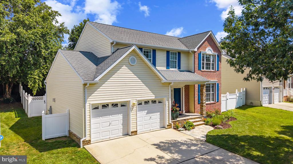 916 King James Landing Rd