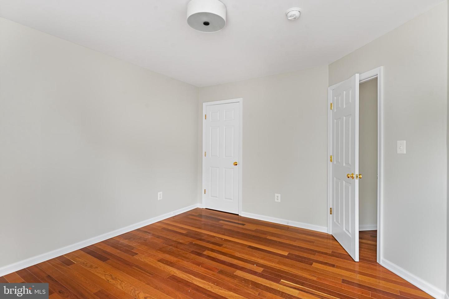 916 King James Landing Rd