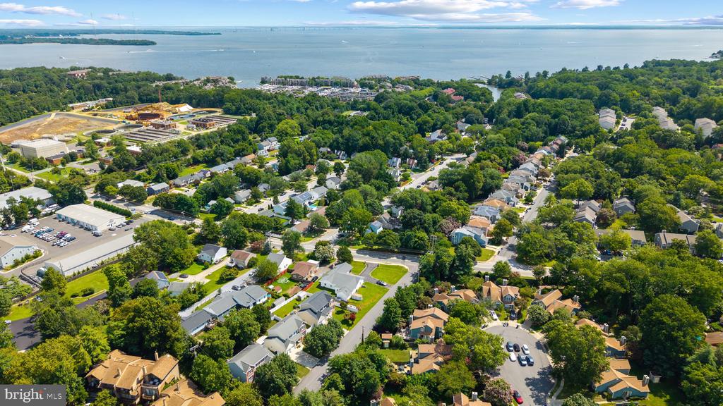 916 King James Landing Rd