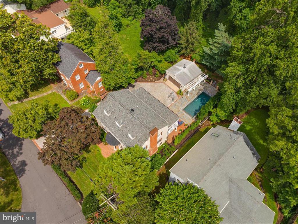 6 BRICE ROAD