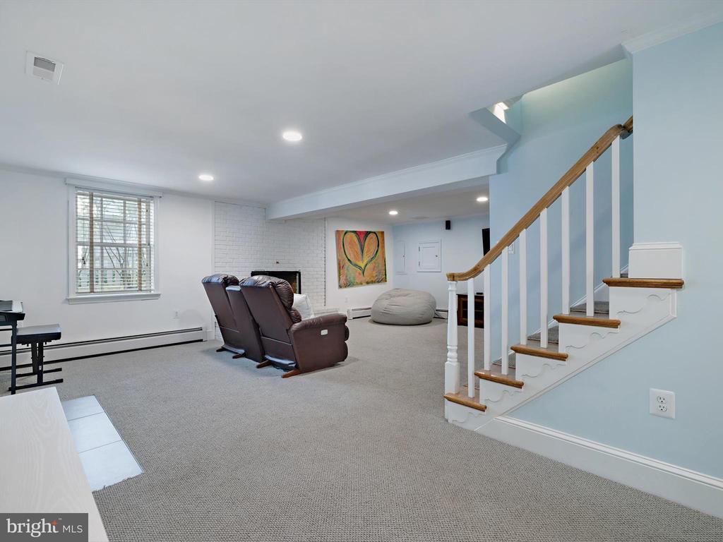 6 BRICE ROAD