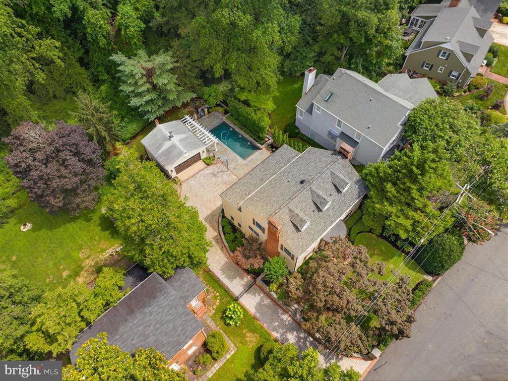 6 BRICE ROAD