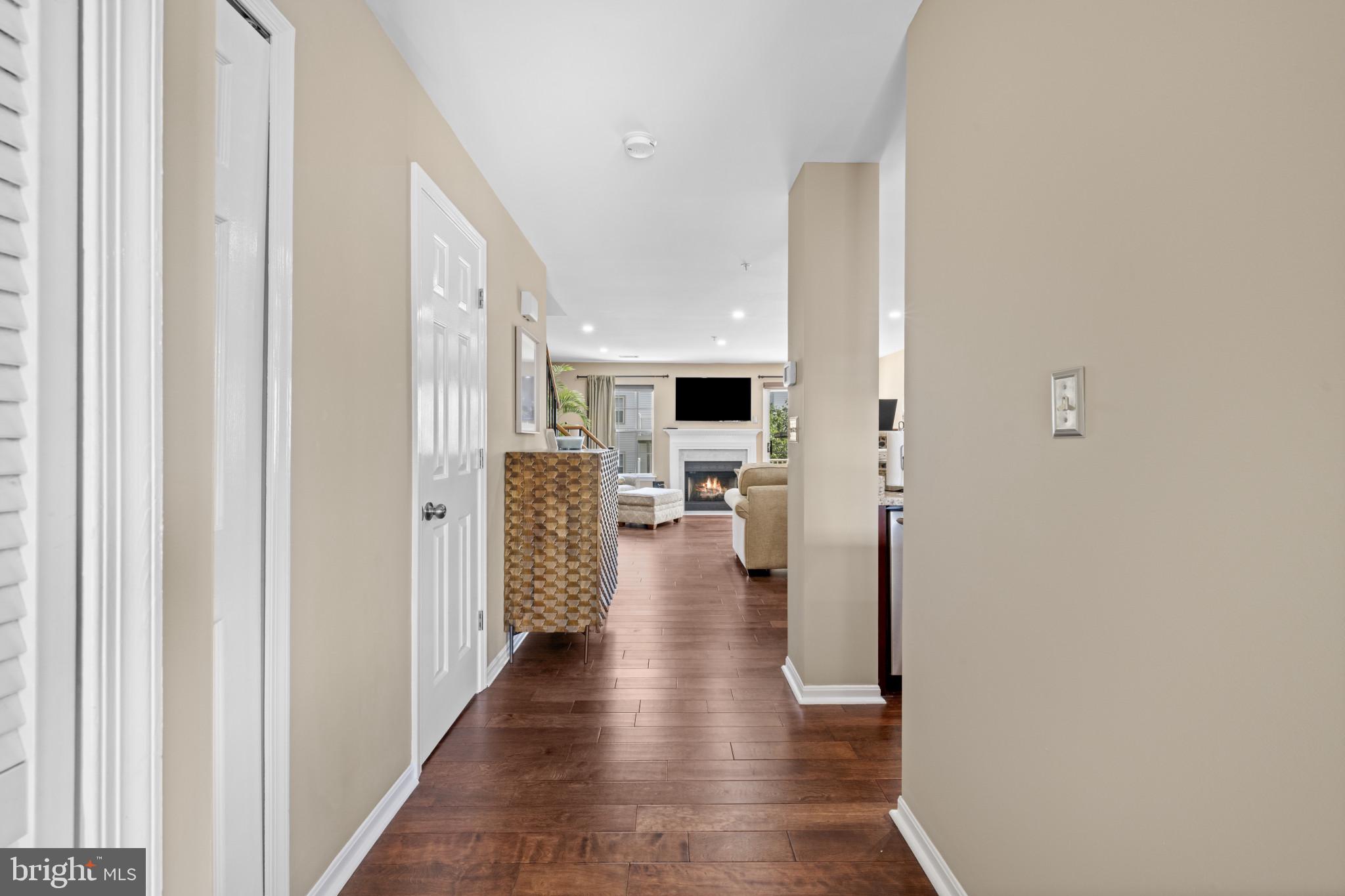 1567 FALLOWFIELD COURT