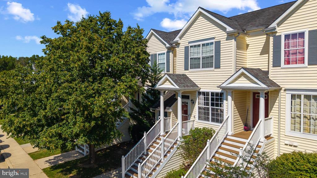 1567 FALLOWFIELD COURT